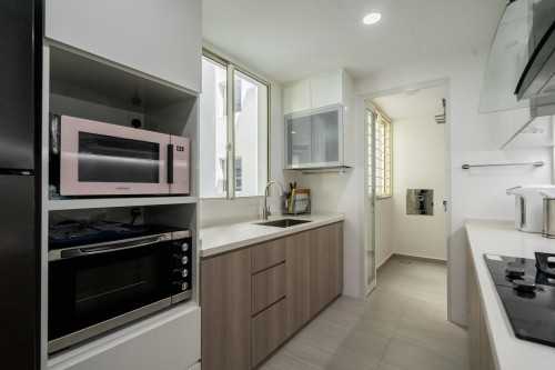 Contemporary Kitchen at Hougang | Rio Vista