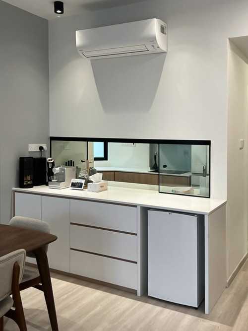Scandinavian Dining Room at Eastpoint Green