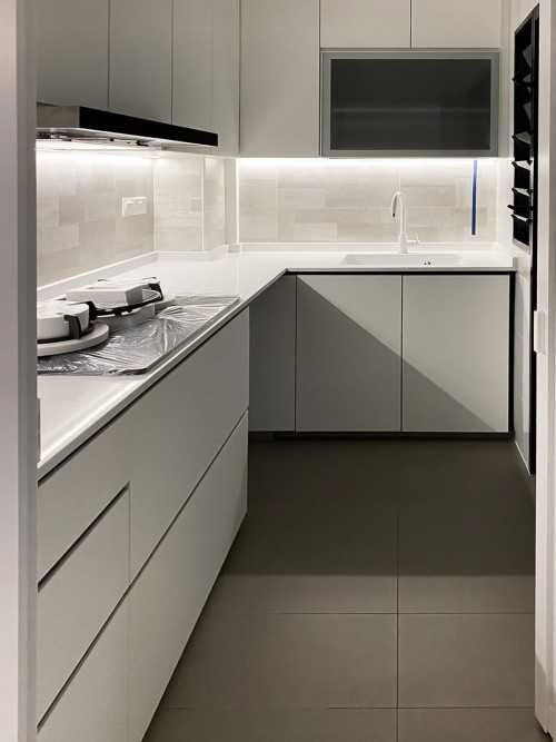 Scandinavian Kitchen at Alkaff Oasis