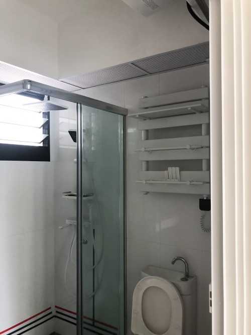 Scandinavian Bathroom at Alkaff Oasis