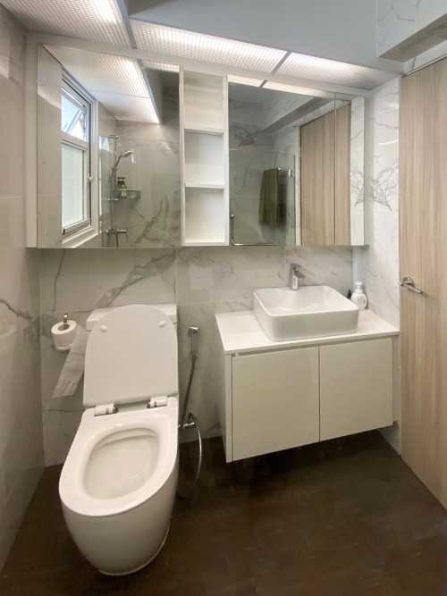 Scandinavian Bathroom at Tampines GreenVerge