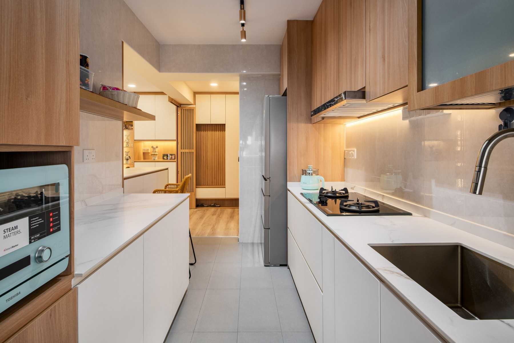 Scandinavian Kitchen with Countertop and Homogeneous Tiles