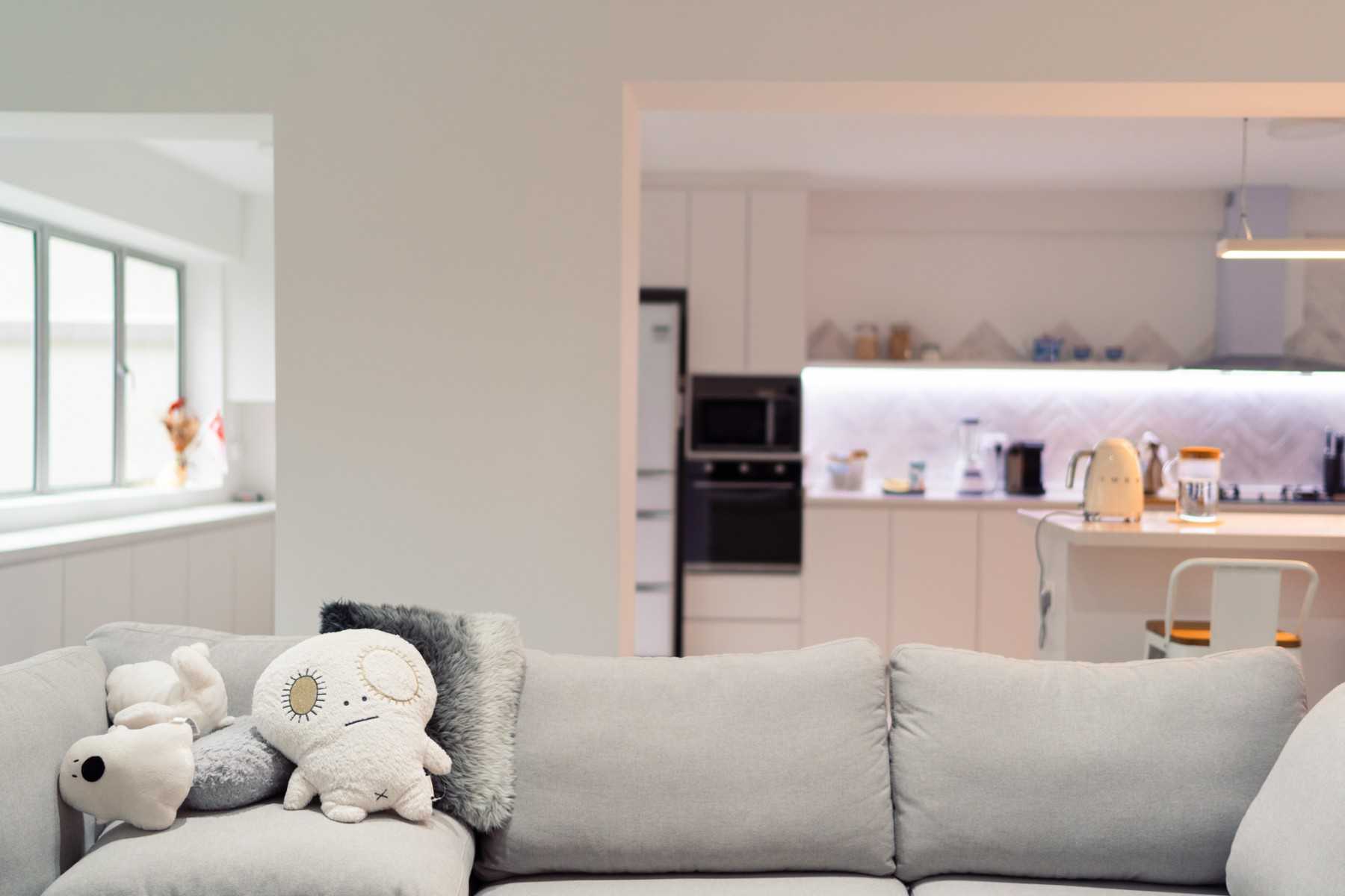 Minimalist Living Room with Countertop and Kitchen Island