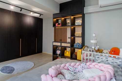 Modern Bedroom at West Edge @ Bukit Batok