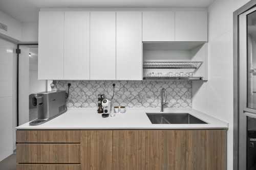 Contemporary Kitchen at Bedok Beacon