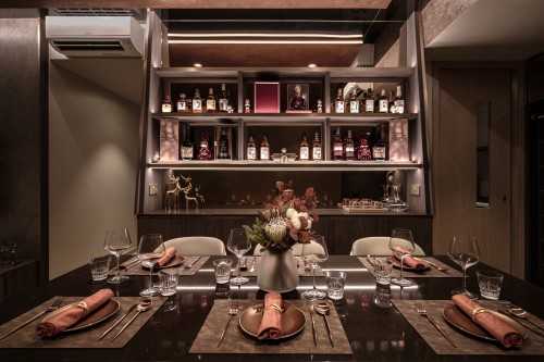 Modern Dining Room at The Tapestry III
