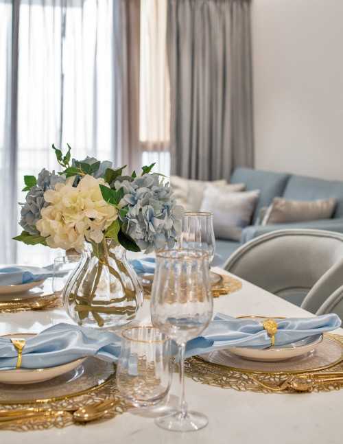 Modern Dining Room at Seaside