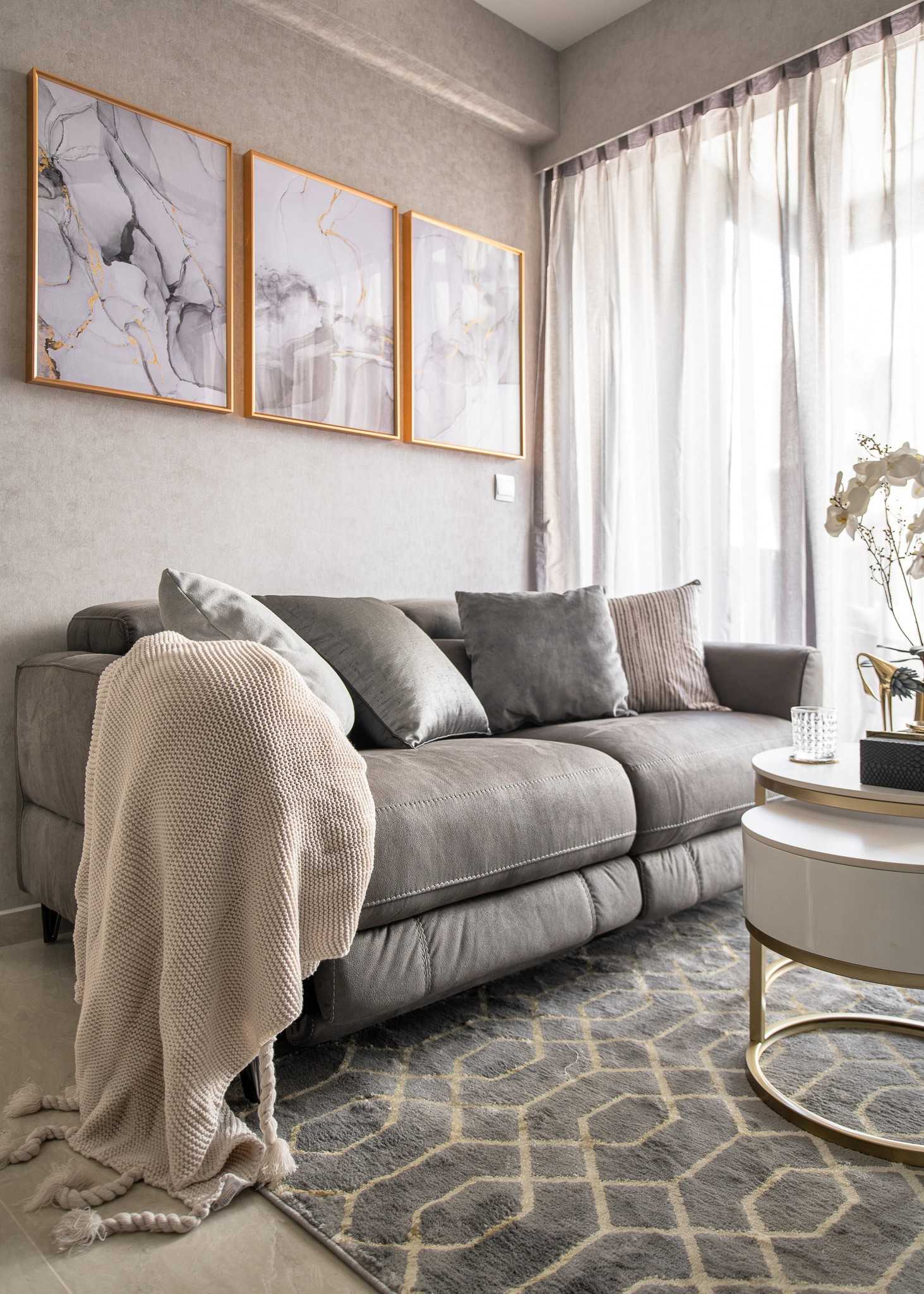 Modern Living Room with Feature Wall and Sofa