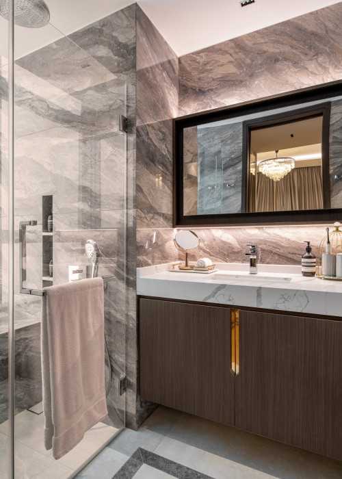 Asian Bathroom at 76 Shenton Way