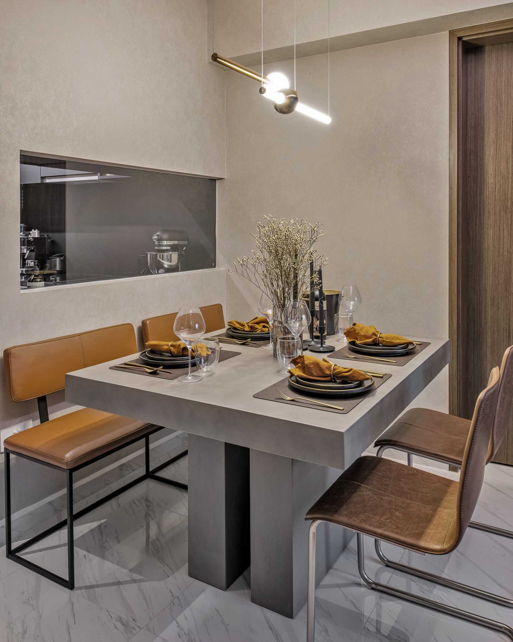 Modern Dining Room with Dining Table and Dining Chairs