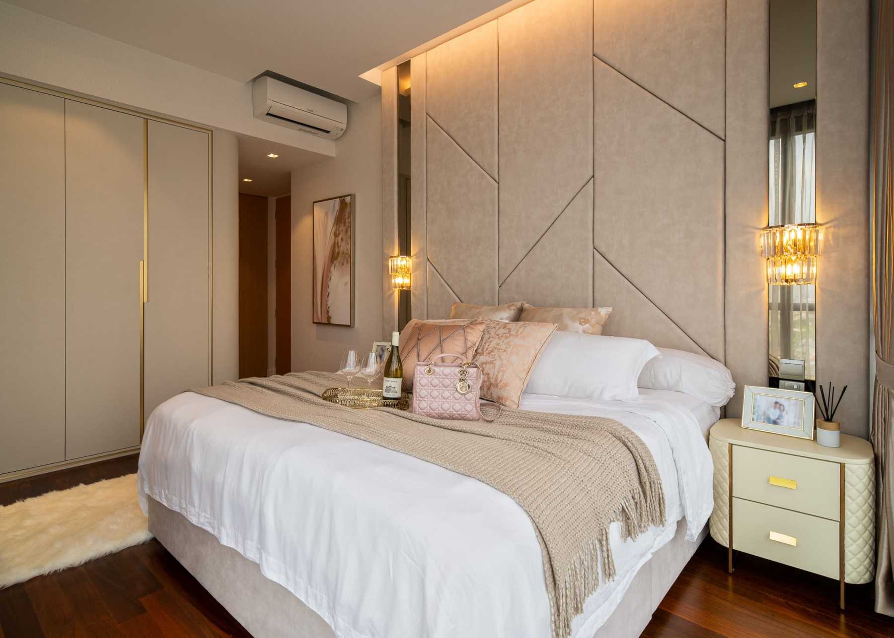 Modern Bedroom with Wardrobe and Sliding Wardrobe