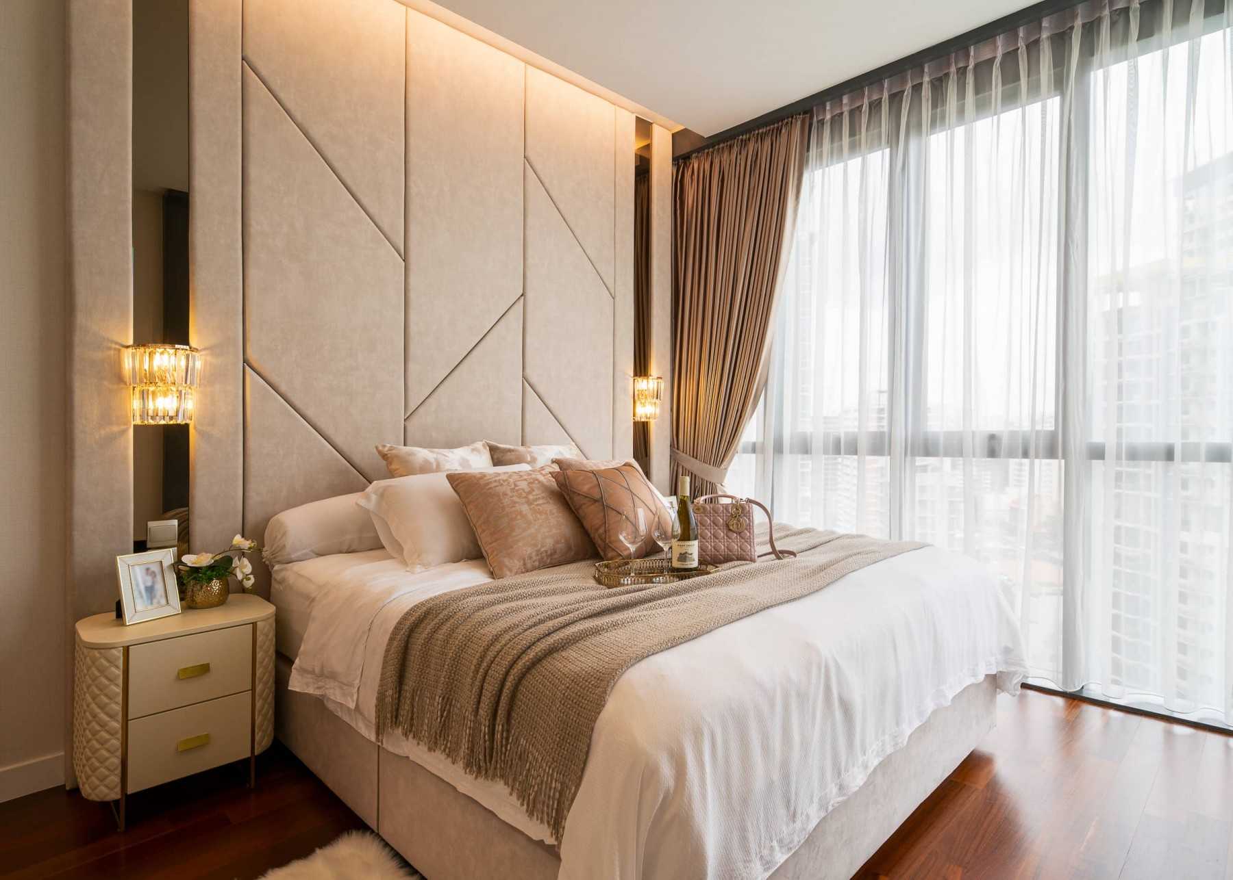 Modern Bedroom with Built-in Bed and Bedside Table