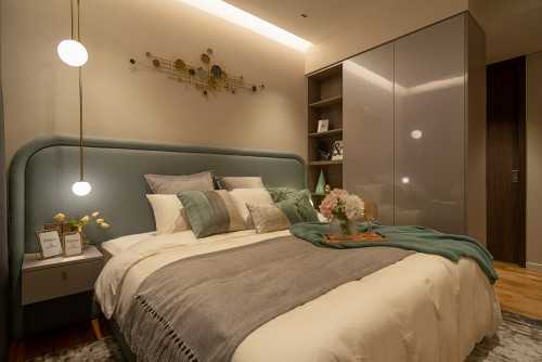 Modern Bedroom at Artra