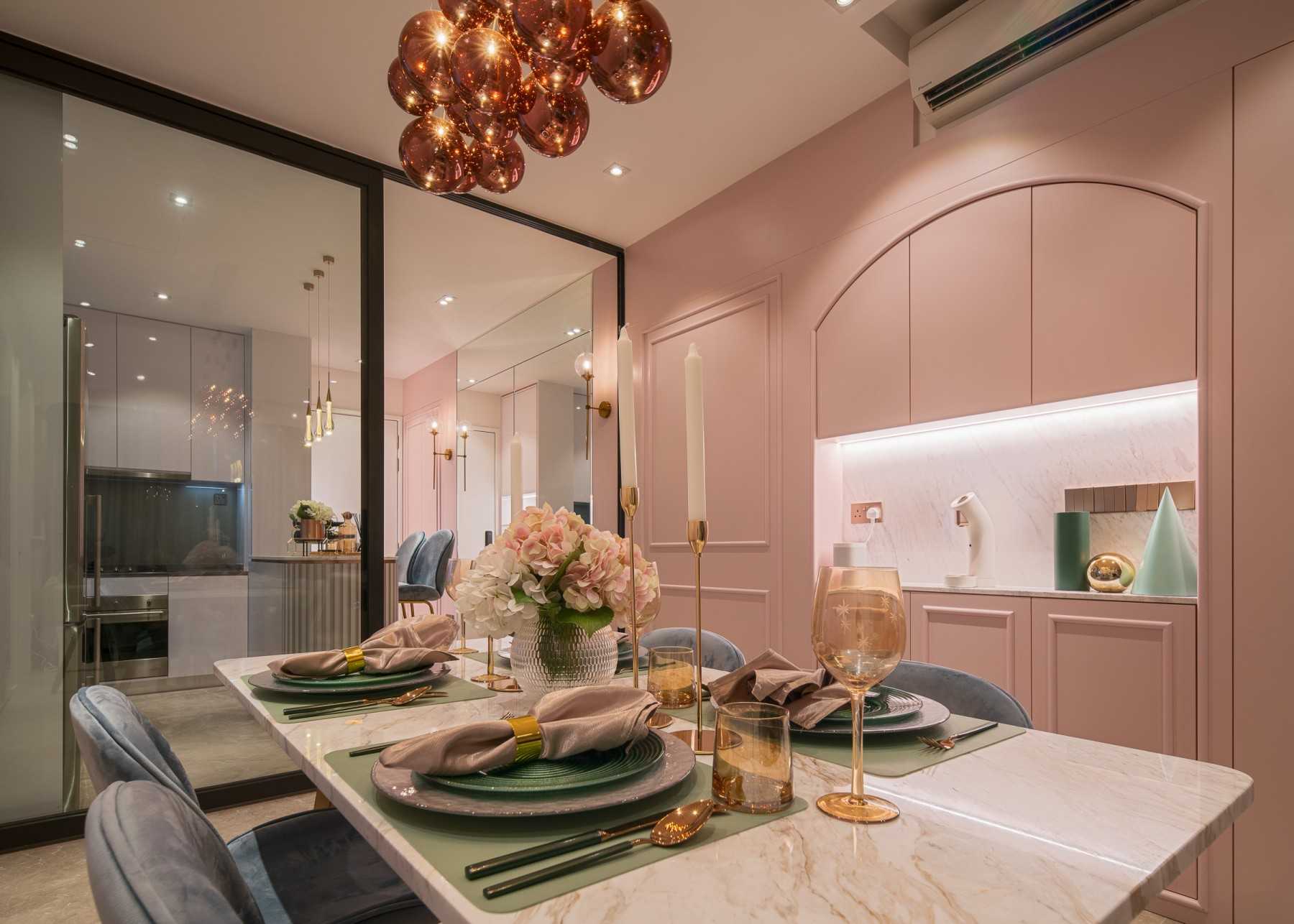Modern Dining Room with Dining Table and Dining Chairs