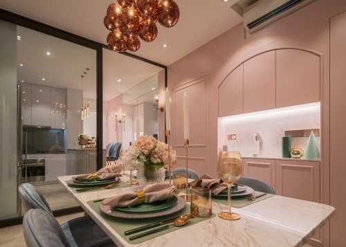 Modern Dining Room at Artra