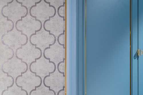 Modern Walk-in Wardrobe at The Addition