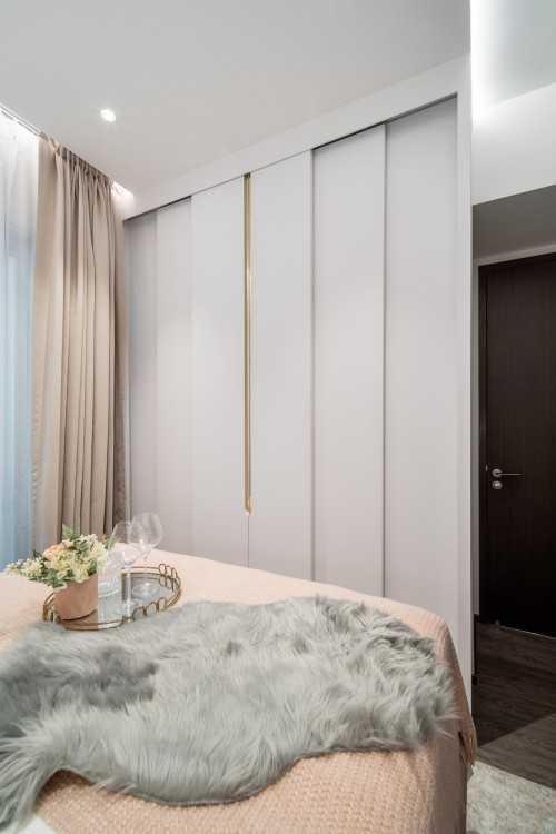 Modern Bedroom at Forest Woods