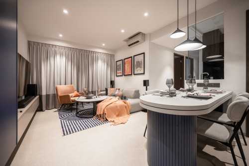 Modern Living Room at Inz Residence II