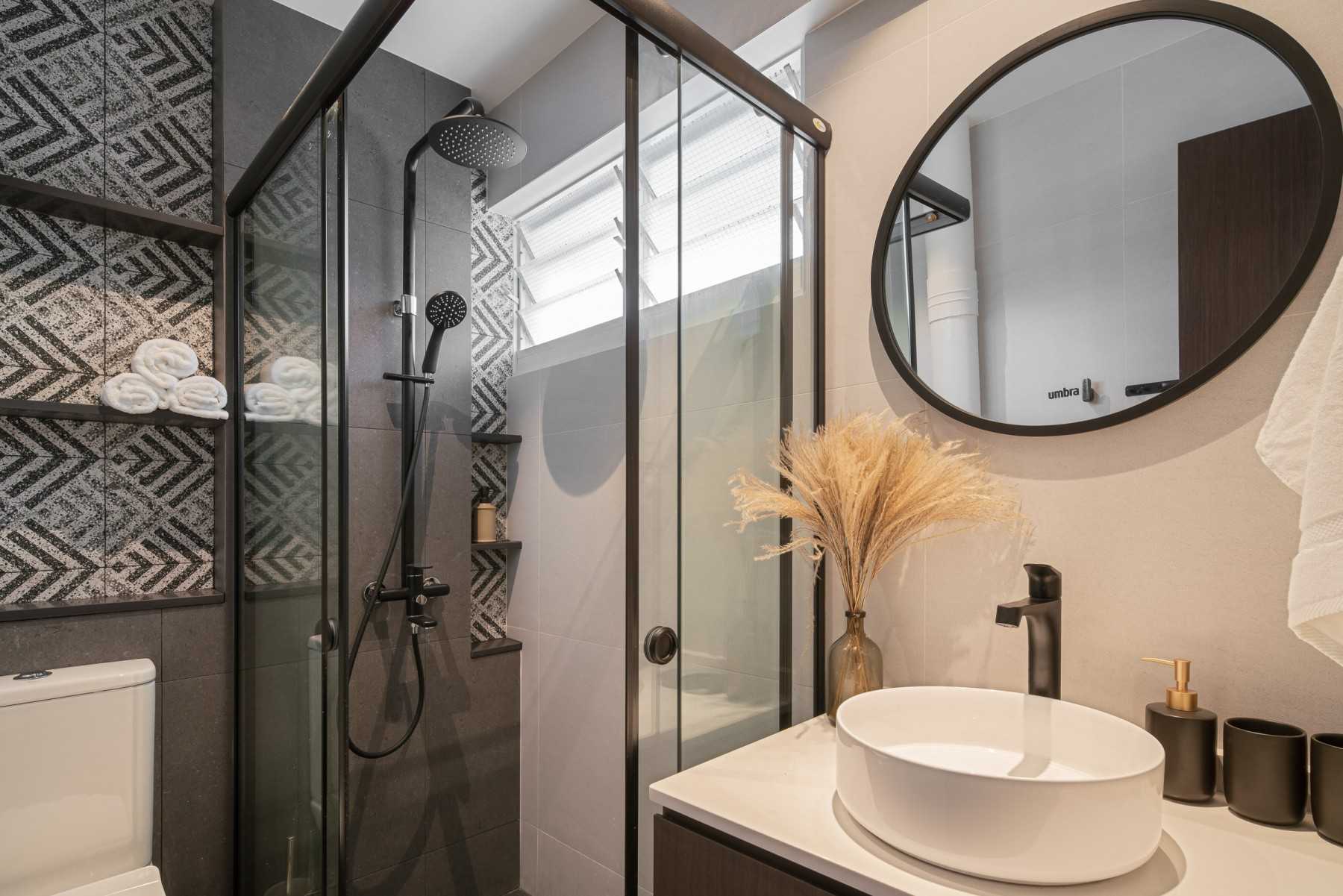 Modern Bathroom with Shower Screen and Bathroom Storage