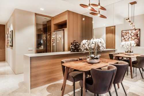 Modern Dining Room at Echelon