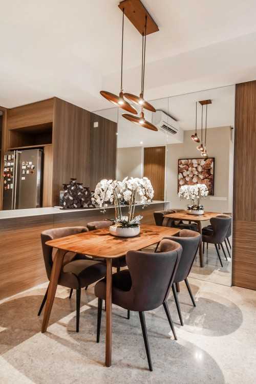 Modern Dining Room at Echelon