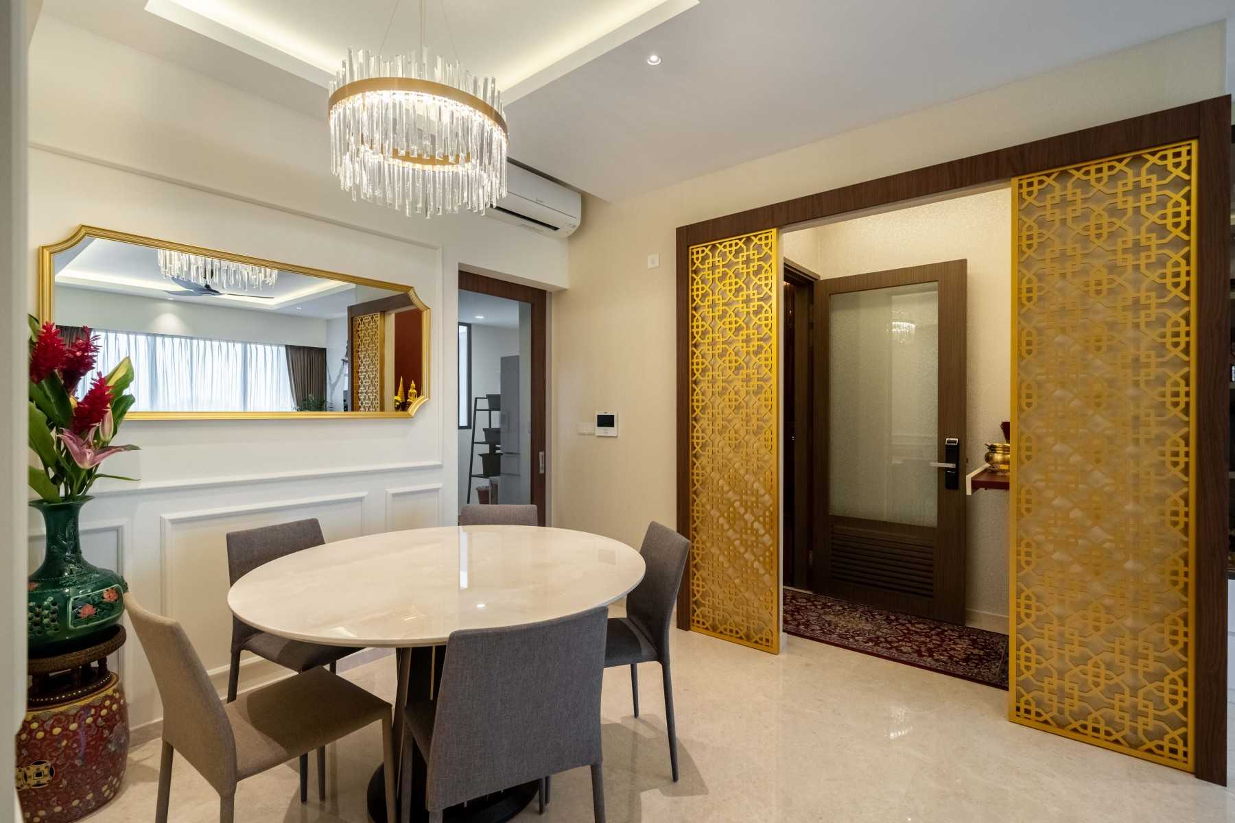 Modern Dining Room with Drop Light and Ceiling Light