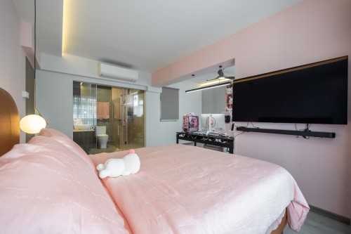 Contemporary Bedroom at Sengkang | 208 Compassvale  Lane