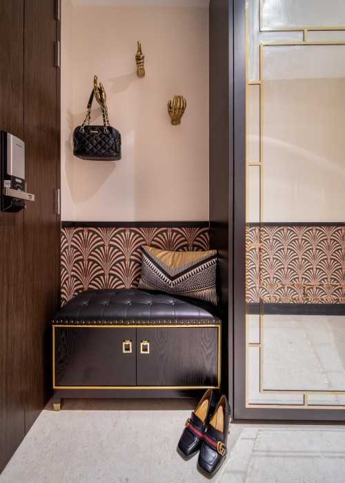 Eclectic Entryway at Botanique @ Bartley II