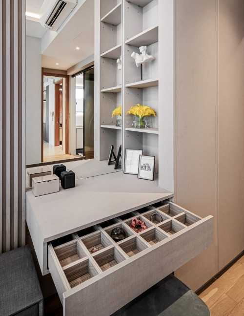 Contemporary Bedroom at Martin Place II