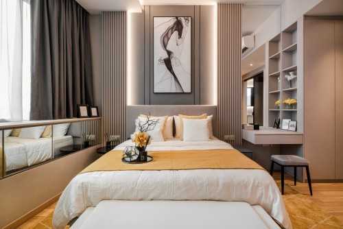 Contemporary Bedroom at Martin Place II