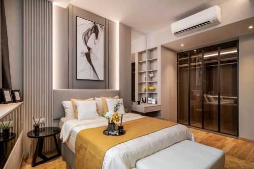 Contemporary Bedroom at Martin Place II