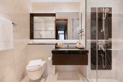 Modern Bathroom at Marina One