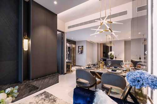 Modern Dining Room at Marina One