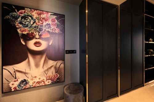 Eclectic Entryway at Botanique @ Bartley