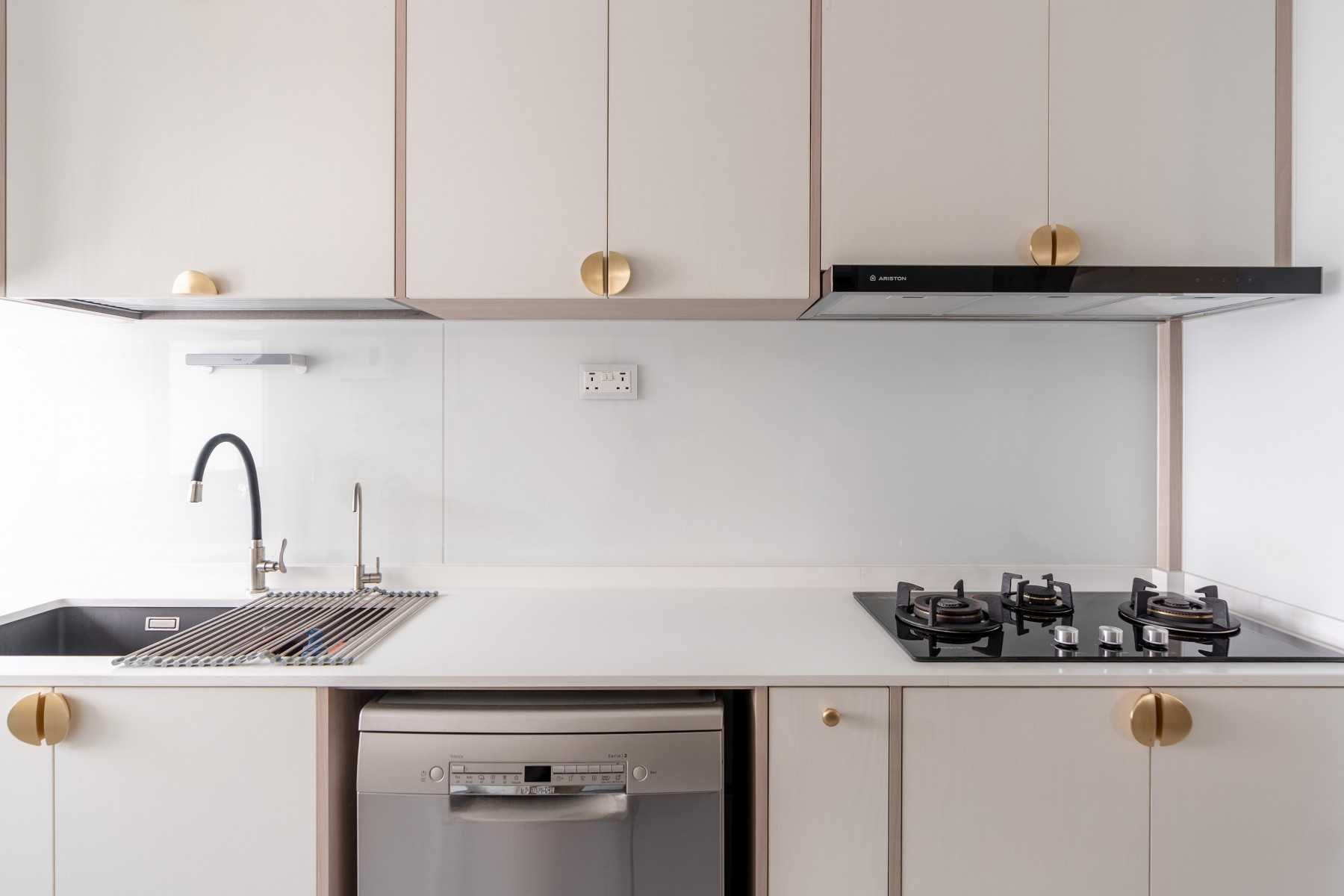 Minimalist Kitchen with Countertop and Storage Cabinets