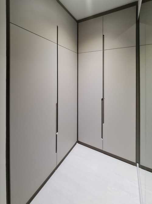 Modern Bedroom at The Interlace