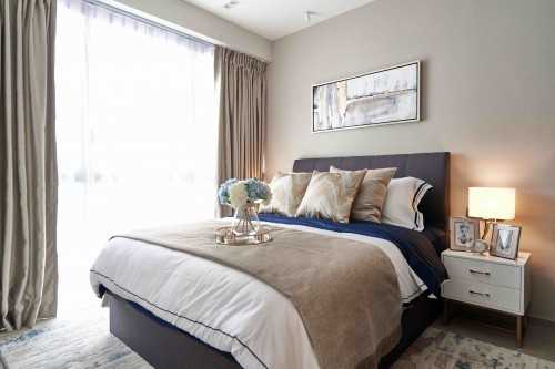 Modern Bedroom at Inz Residence
