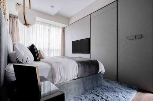 Contemporary Bedroom at Lake Grande