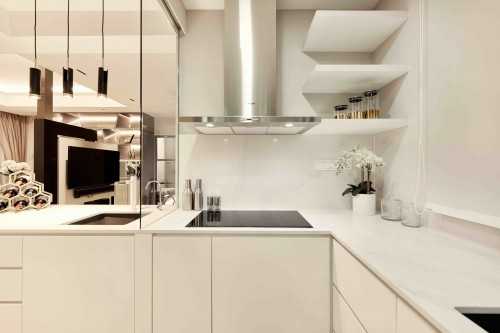 Modern Kitchen at Avalon