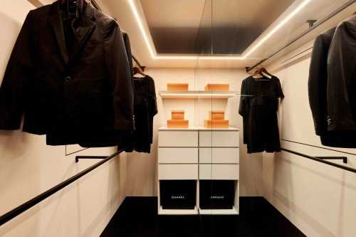 Modern Walk-in Wardrobe at Avalon