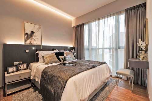 Modern Bedroom at Sims Urban Oasis II