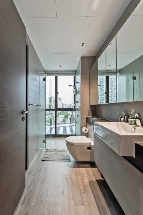 Modern Bathroom at Amber Skye