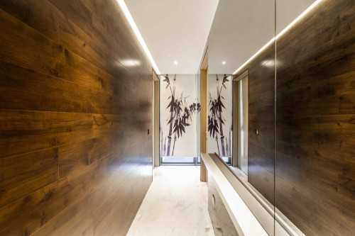 Asian Entryway at One Robin