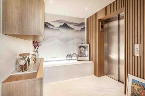 Asian Entryway at One Robin