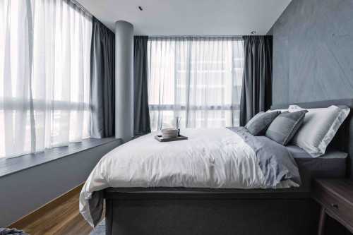 Modern Bedroom at Heritage
