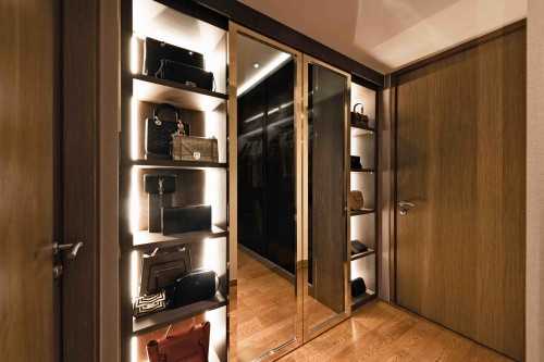 Modern Walk-in Wardrobe at 78 Kingsford Waterbay