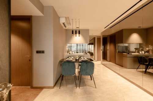 Contemporary Dining Room at 68 Kingsford Waterbay