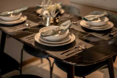 Contemporary Dining Room at 68 Kingsford Waterbay