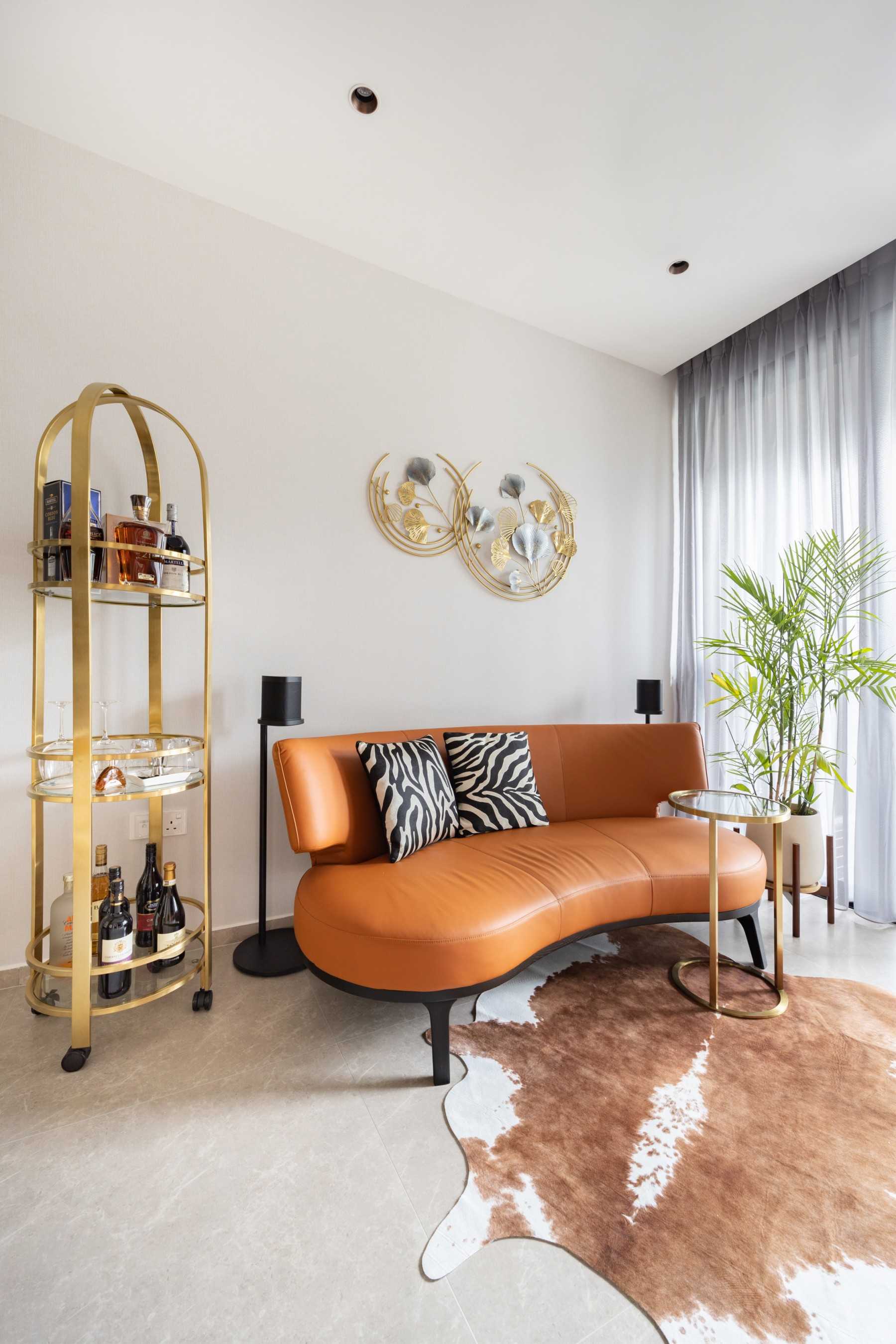 Modern Living Room with Carpet and Sofa