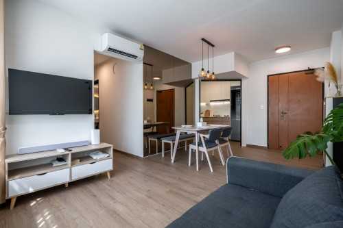 Contemporary Dining Room at Bukit Merah | Havelock View